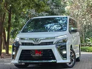 Toyota Voxy 2019 White