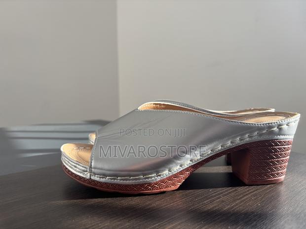 Ladies Shoes Open Wedge - thumbnail 4