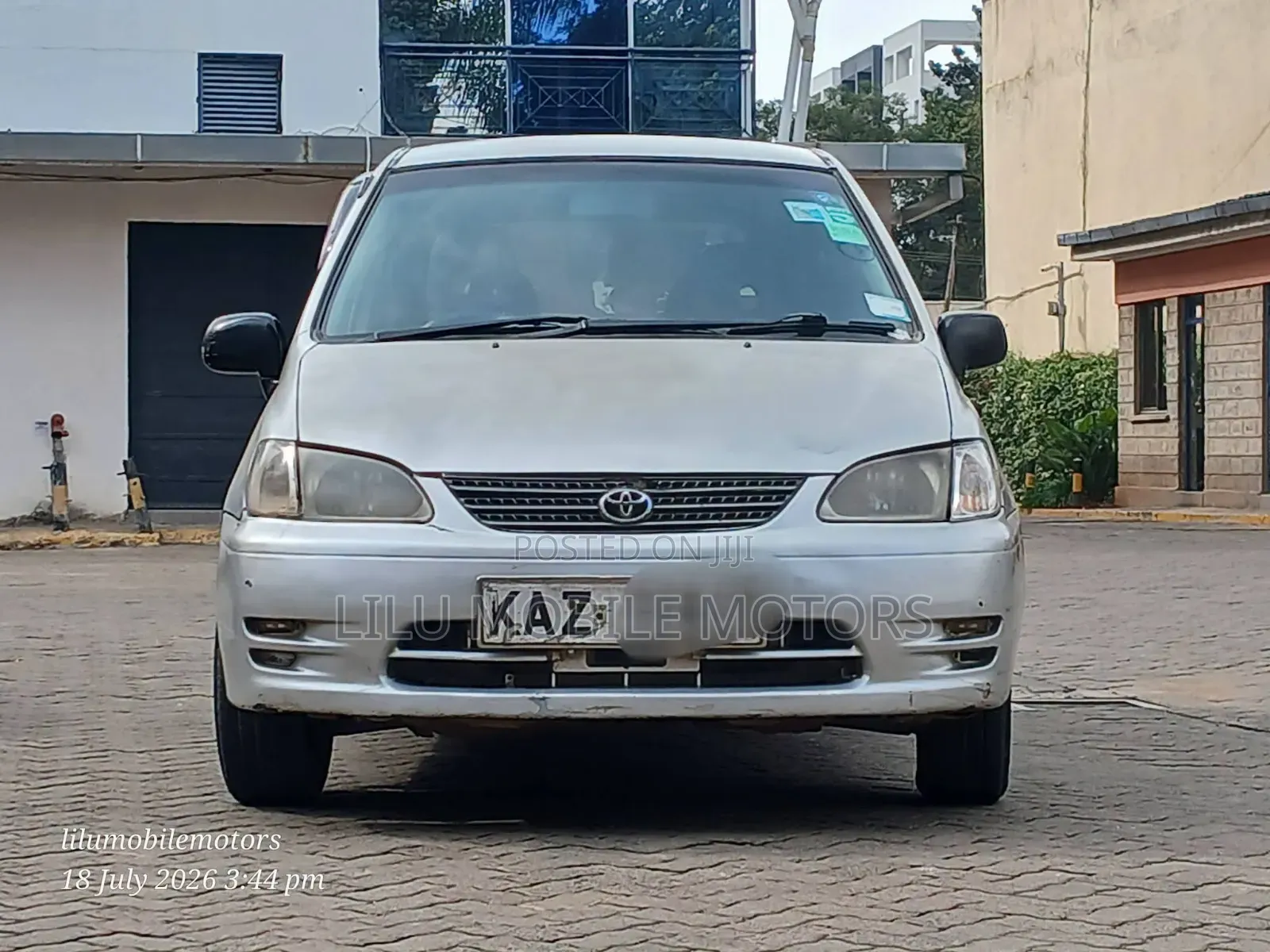 Toyota Corolla Spacio 2000 Silver