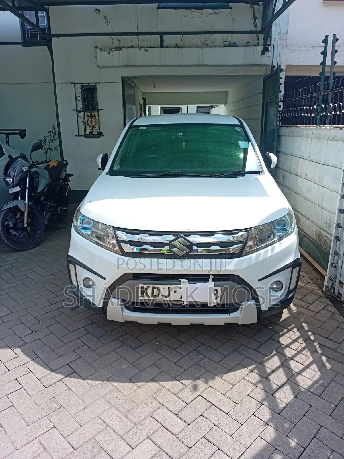 Suzuki Escudo 2015 White