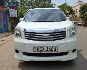 Toyota Noah 2013 White