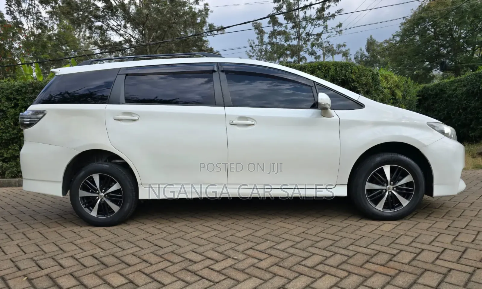 Toyota Wish 2013 White