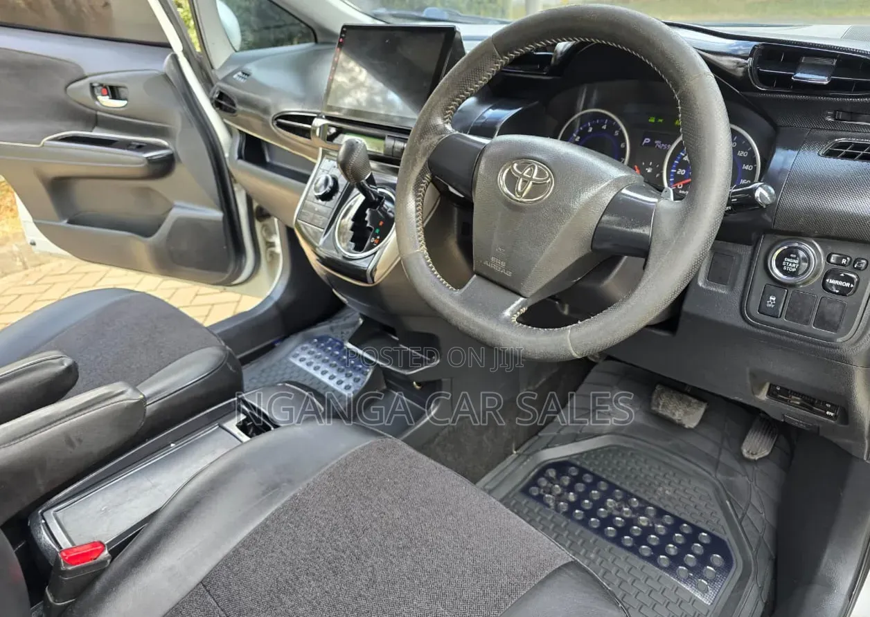 Toyota Wish 2013 White
