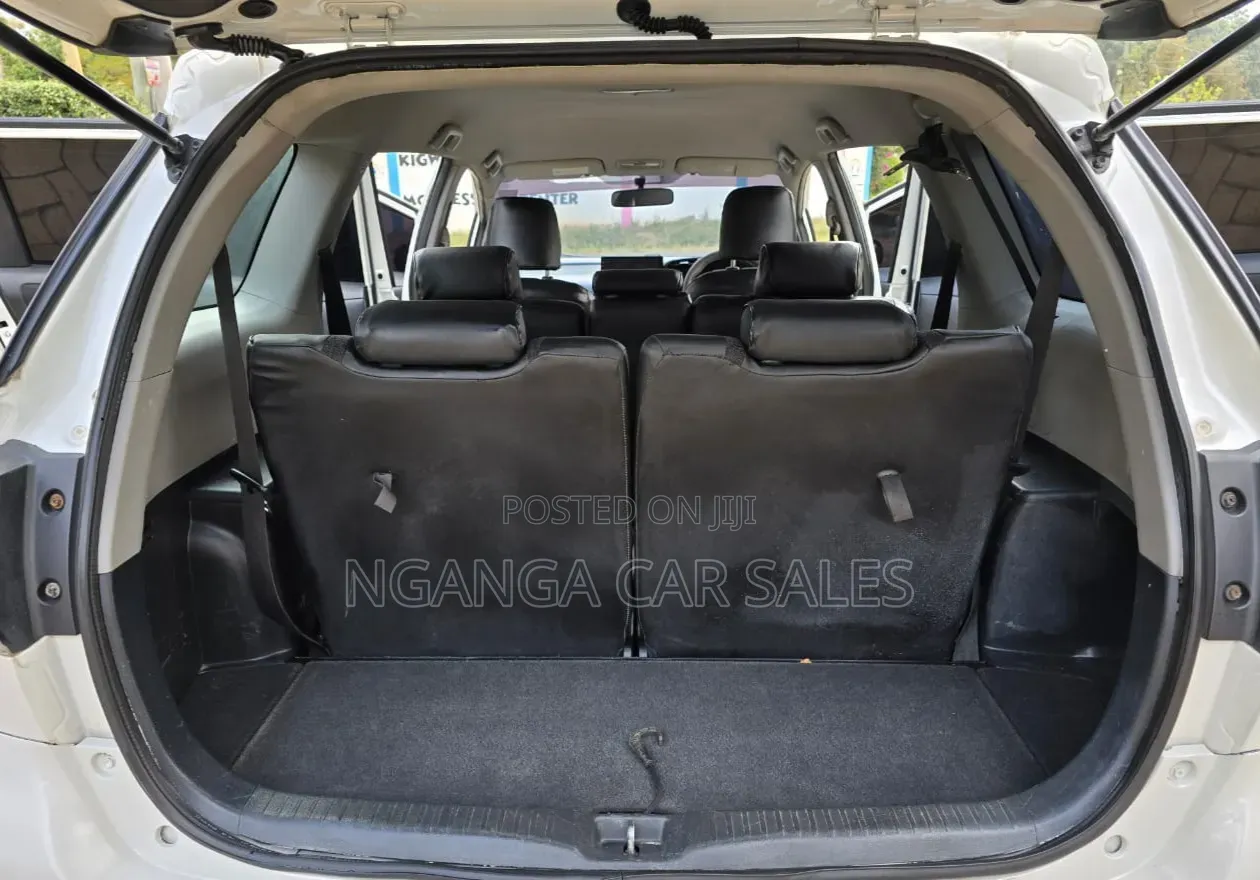 Toyota Wish 2013 White