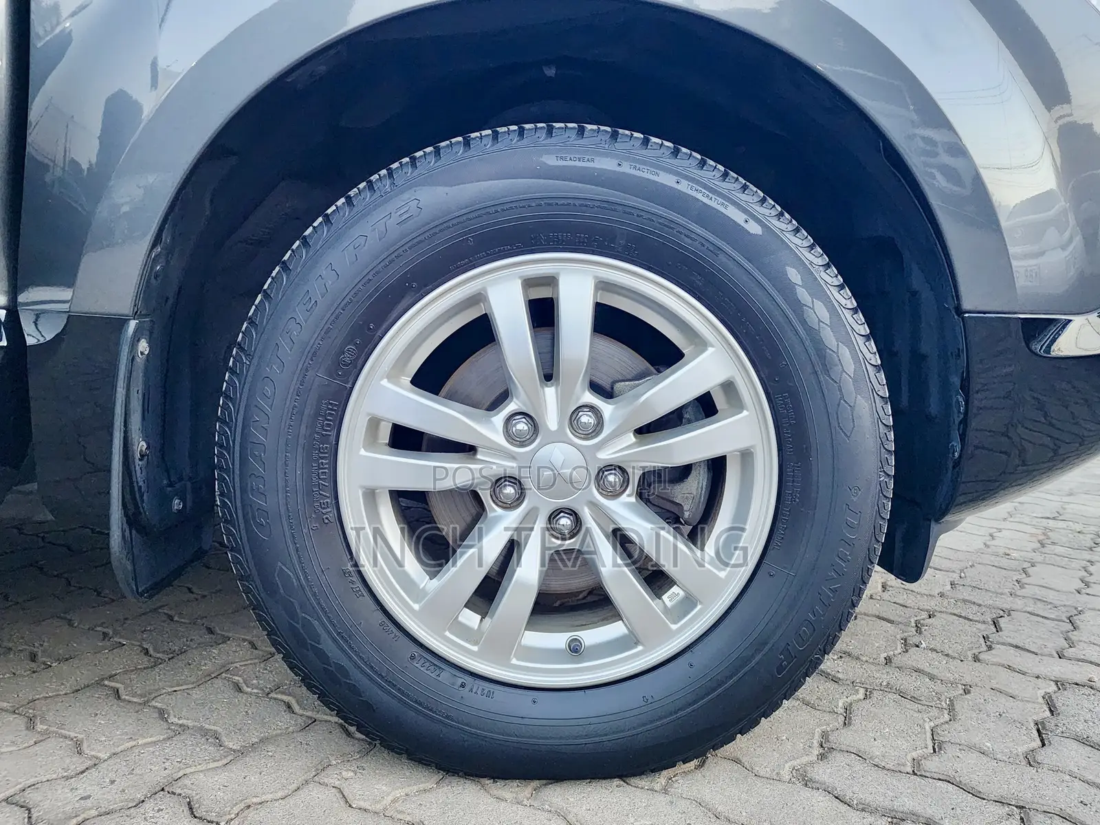 Mitsubishi Delica D:5 2019 Gray