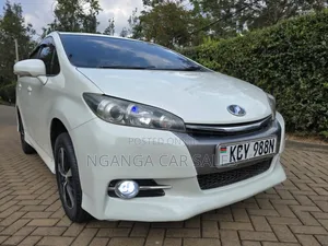 Toyota Wish 2013 White