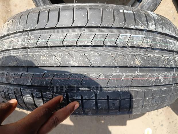 235/40zr20 Greenlander Tyre
