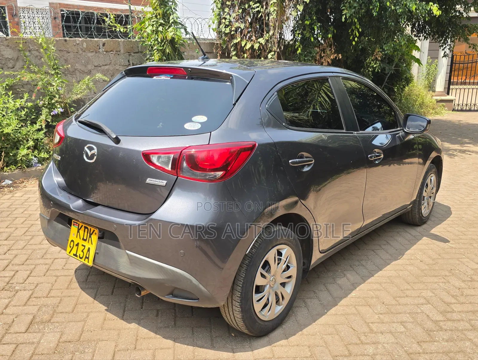 Mazda Demio 2015 Gray