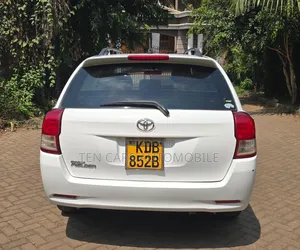 Toyota Corolla Fielder 2013 White