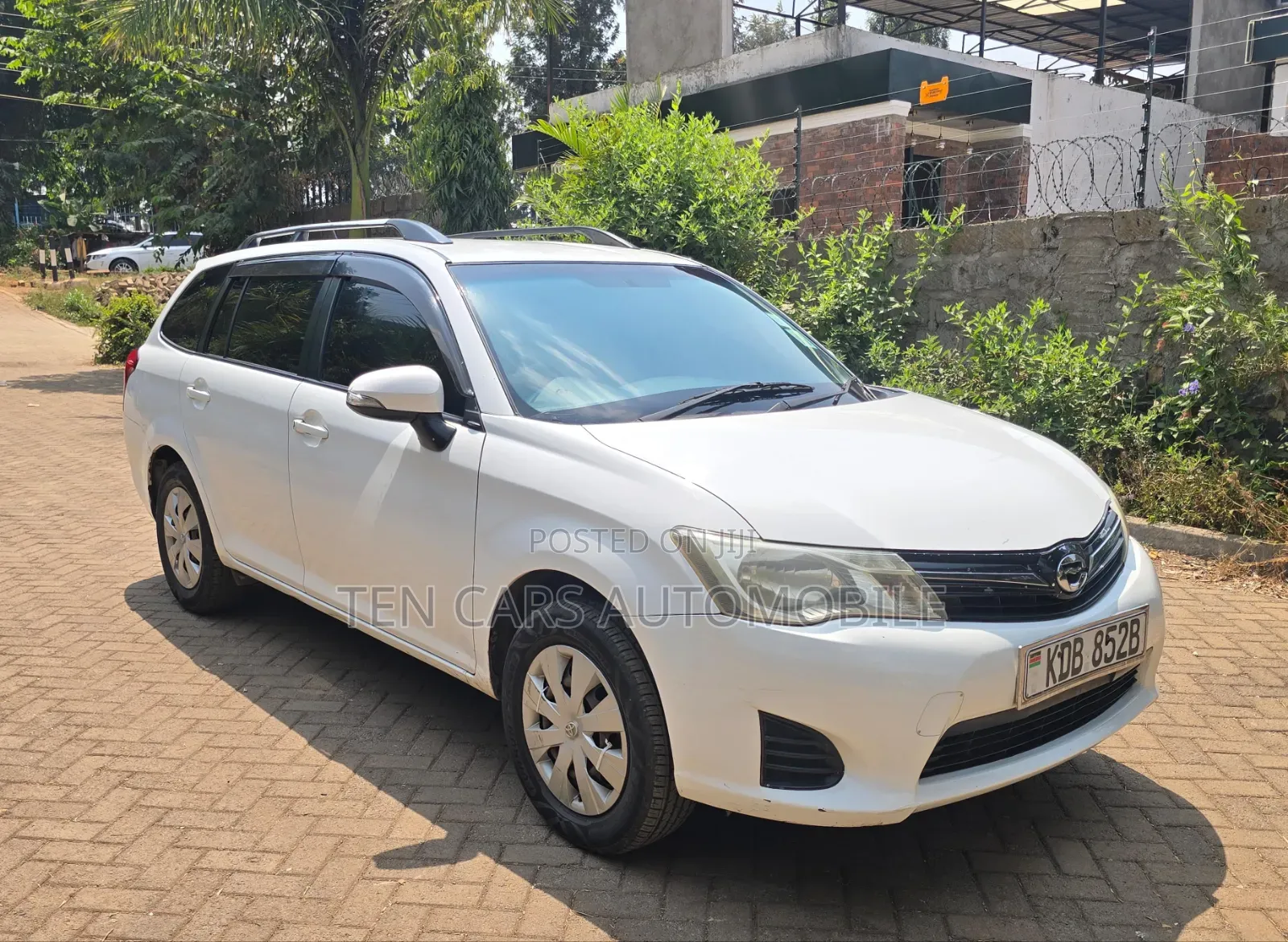 Toyota Corolla Fielder 2013 White