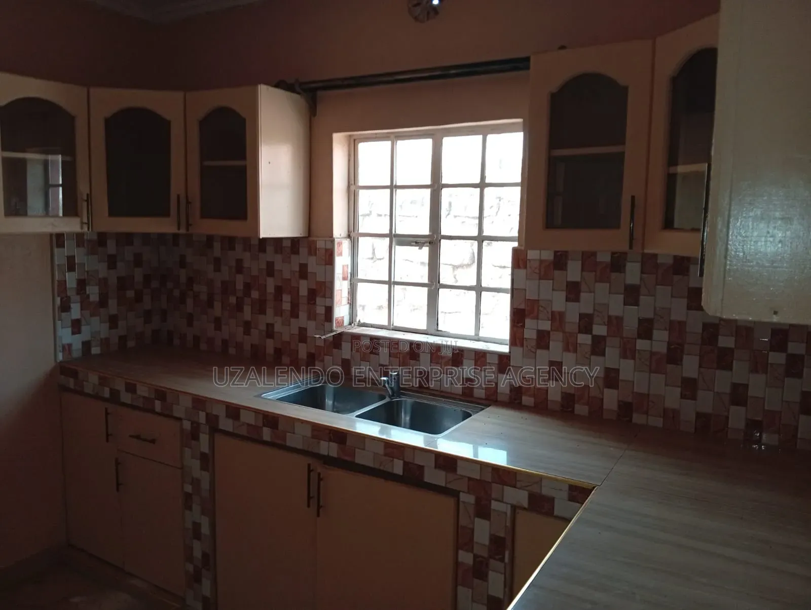 2bdrm Bungalow in Happy Valley for rent