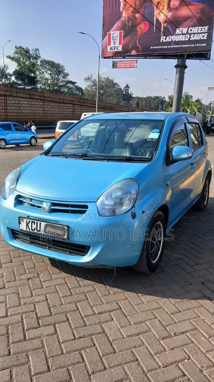 Toyota Passo 2012 Blue