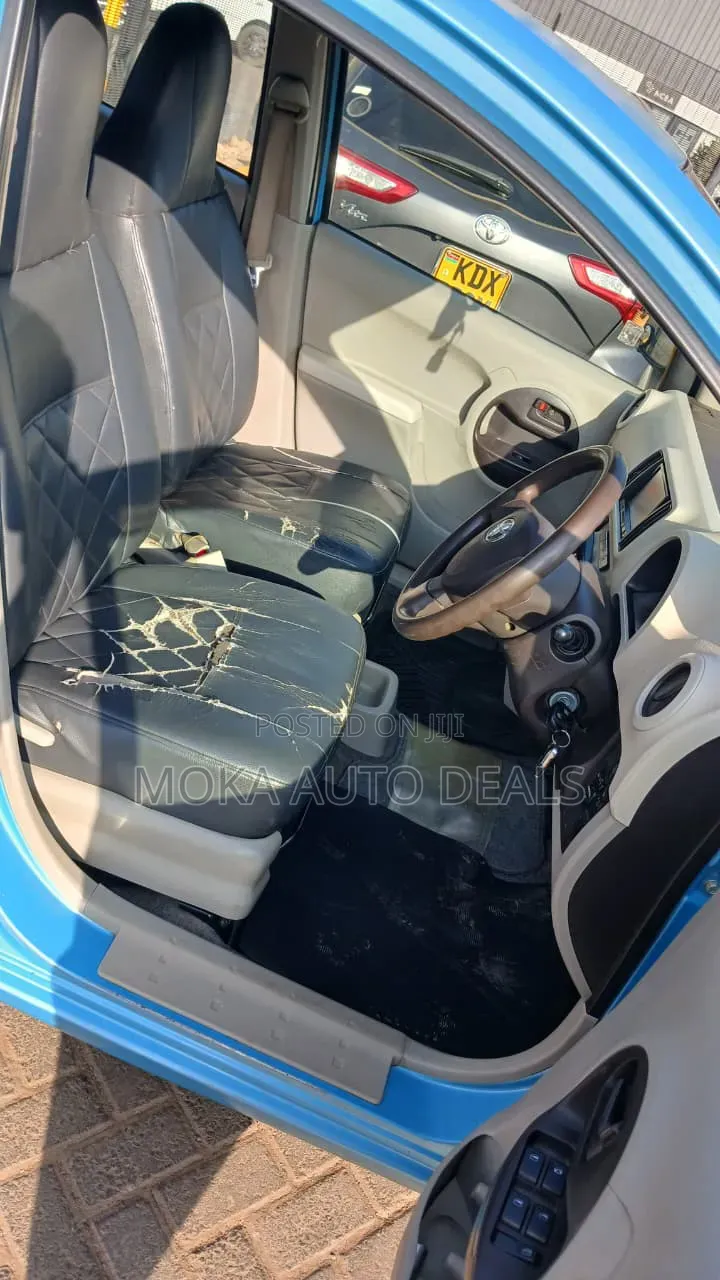 Toyota Passo 2012 Blue