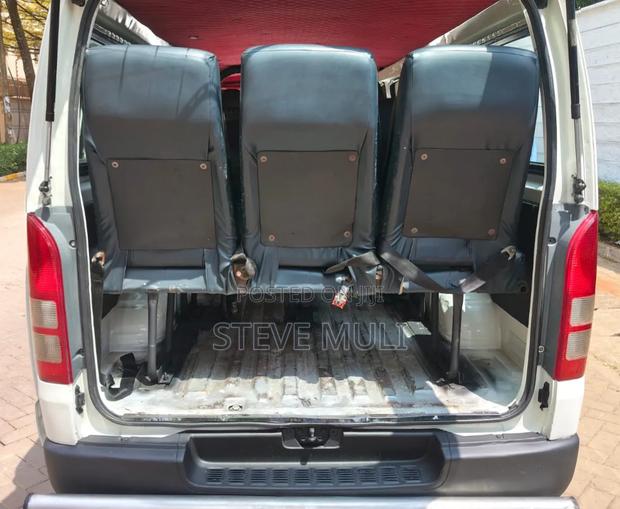 Toyota HiAce 2013 White - thumbnail 7