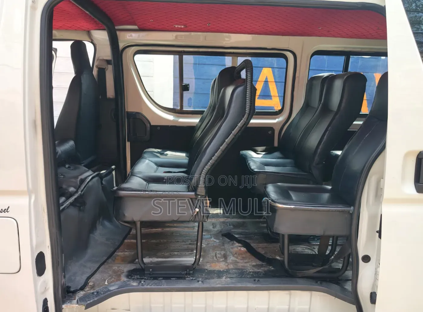 Toyota HiAce 2013 White