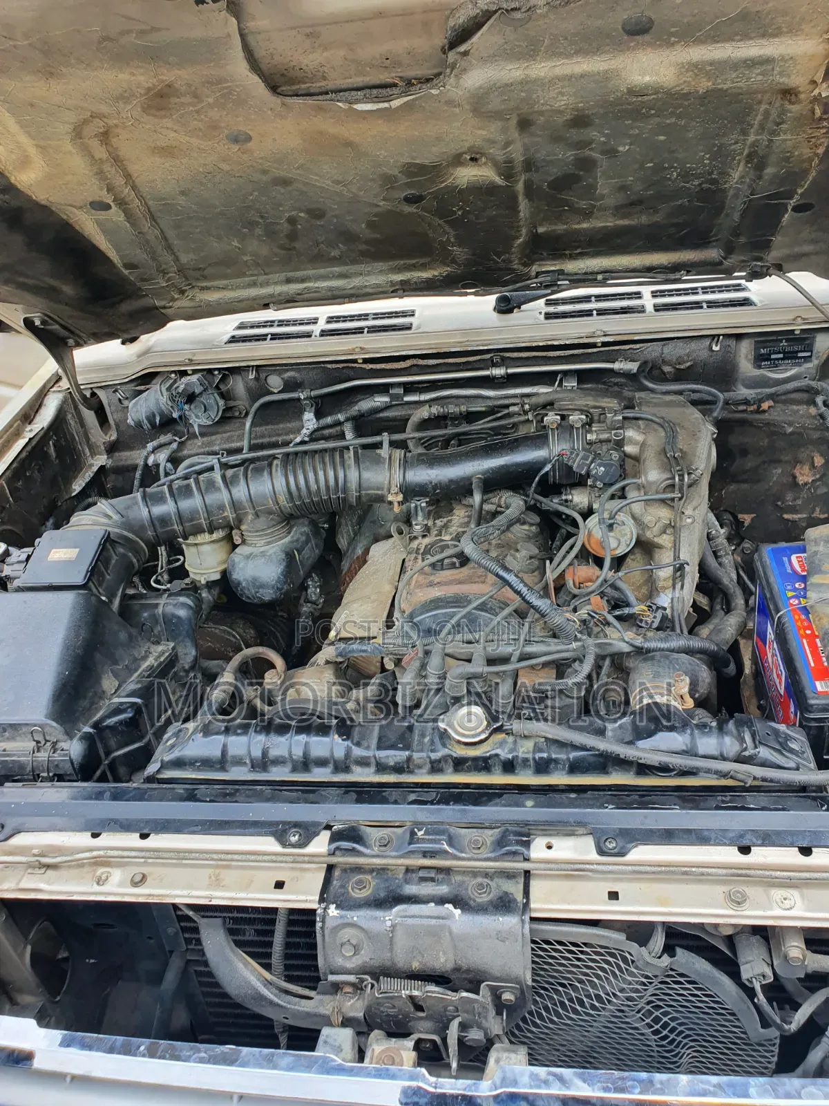 Mitsubishi Pajero 1996 Gold