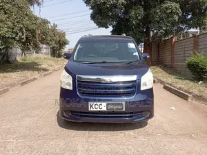 Toyota Noah 2.0 143hp FWD (7 Seater) 2009 Blue