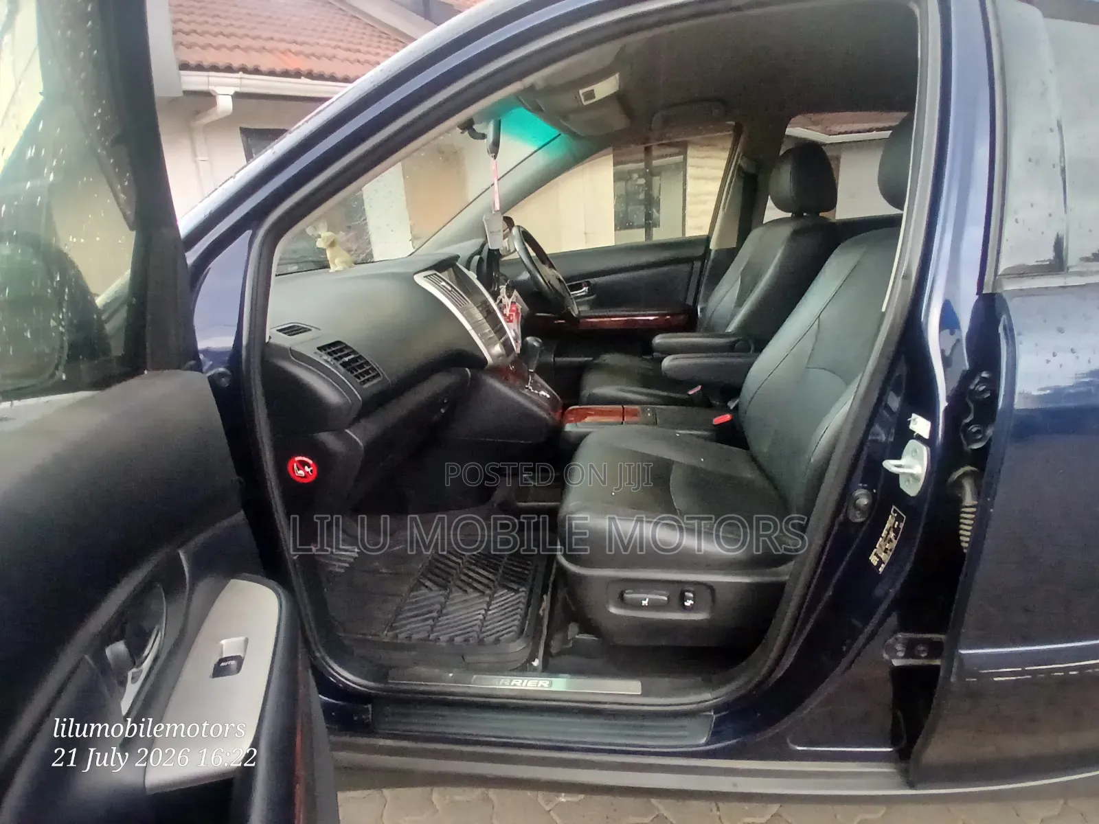 Toyota Harrier 2012 Blue