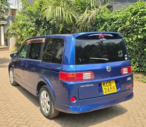 Nissan Lafesta 2011 Blue
