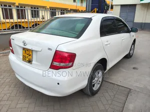 Toyota Axio 2010 White