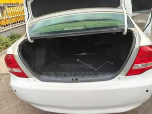 Toyota Axio 2010 White