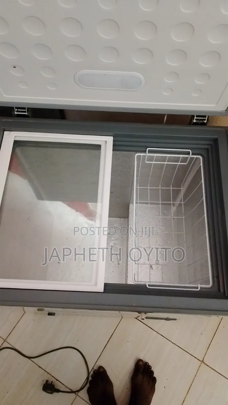 Von Hotpoint 150L Chest Freezer – Description