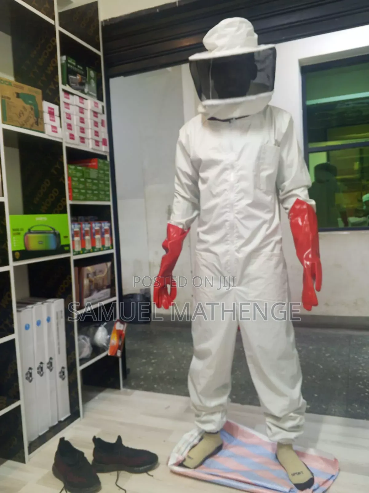 Professional Beekeeping Protective Suit With Veil Hood & Safety Kit