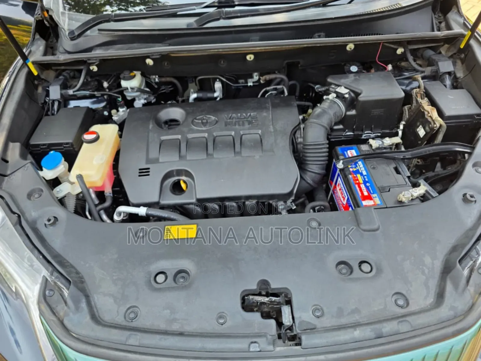 Toyota Harrier 2.0 2016 Black