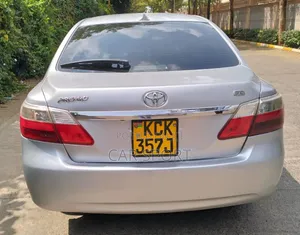 Toyota Premio 2010 Silver