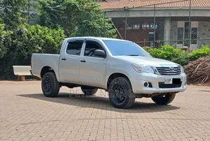 Toyota Hilux 2011 Gray
