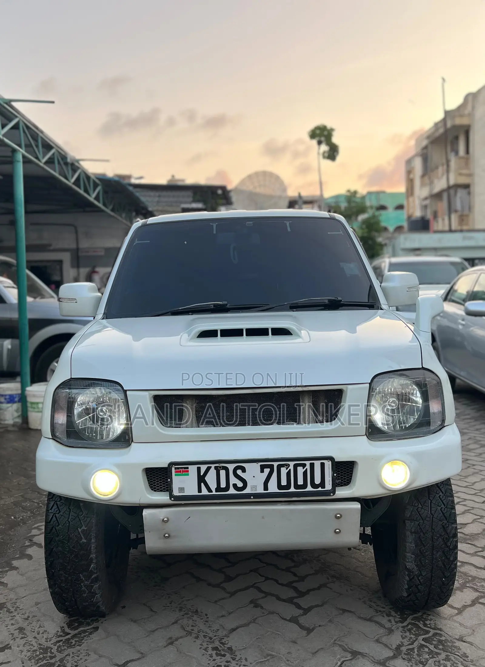 Suzuki Jimny 2017 Pearl