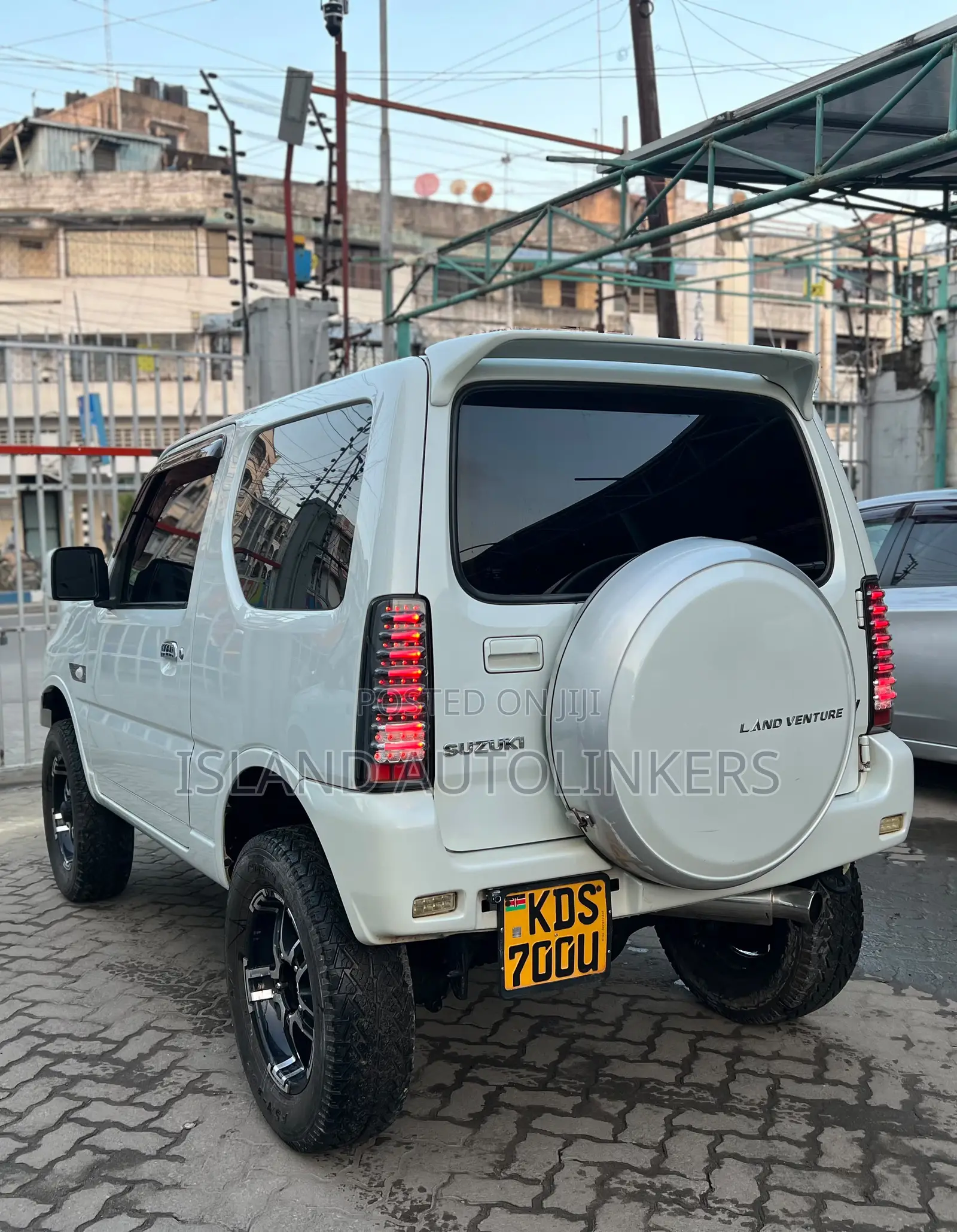 Suzuki Jimny 2017 Pearl