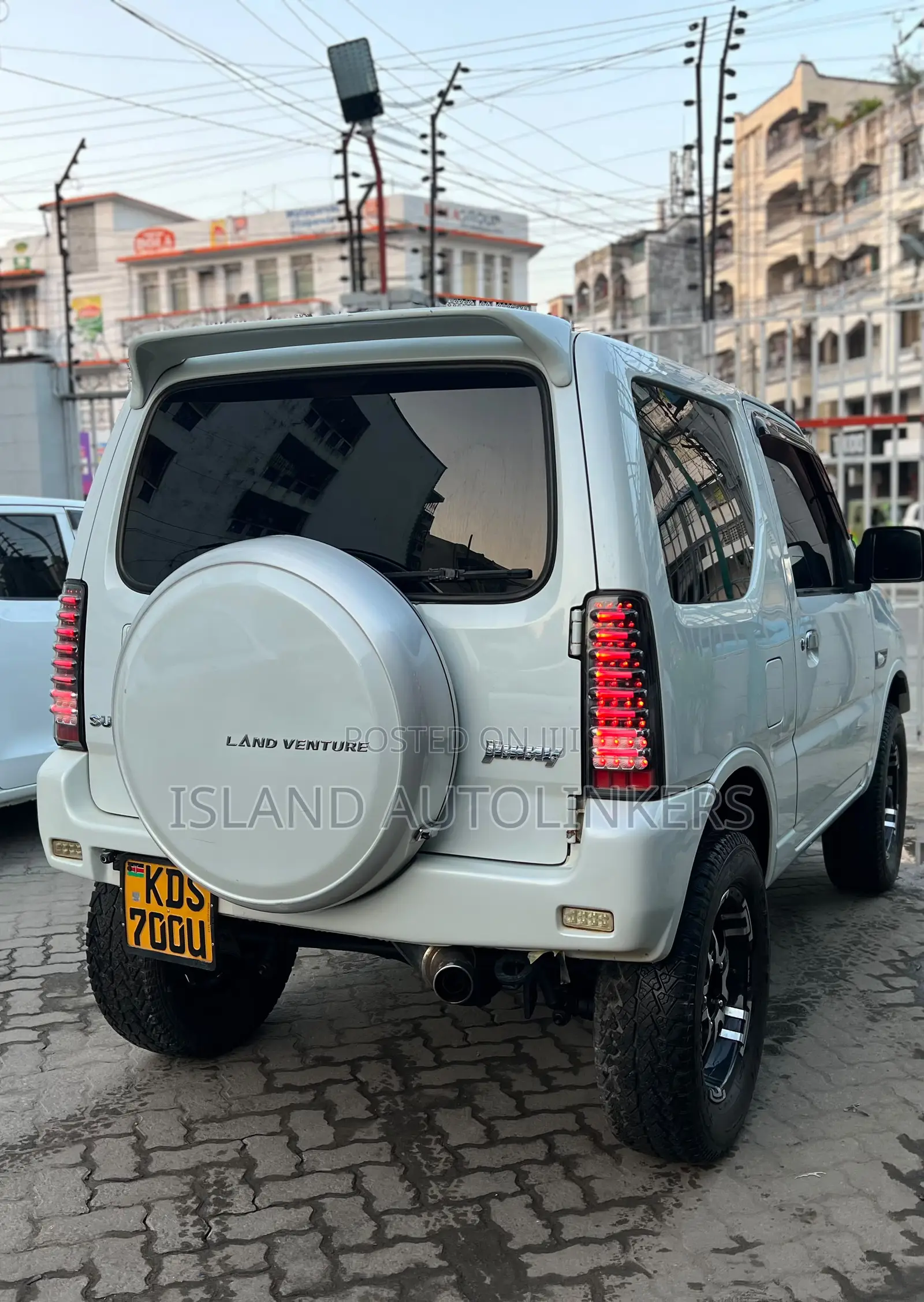 Suzuki Jimny 2017 Pearl