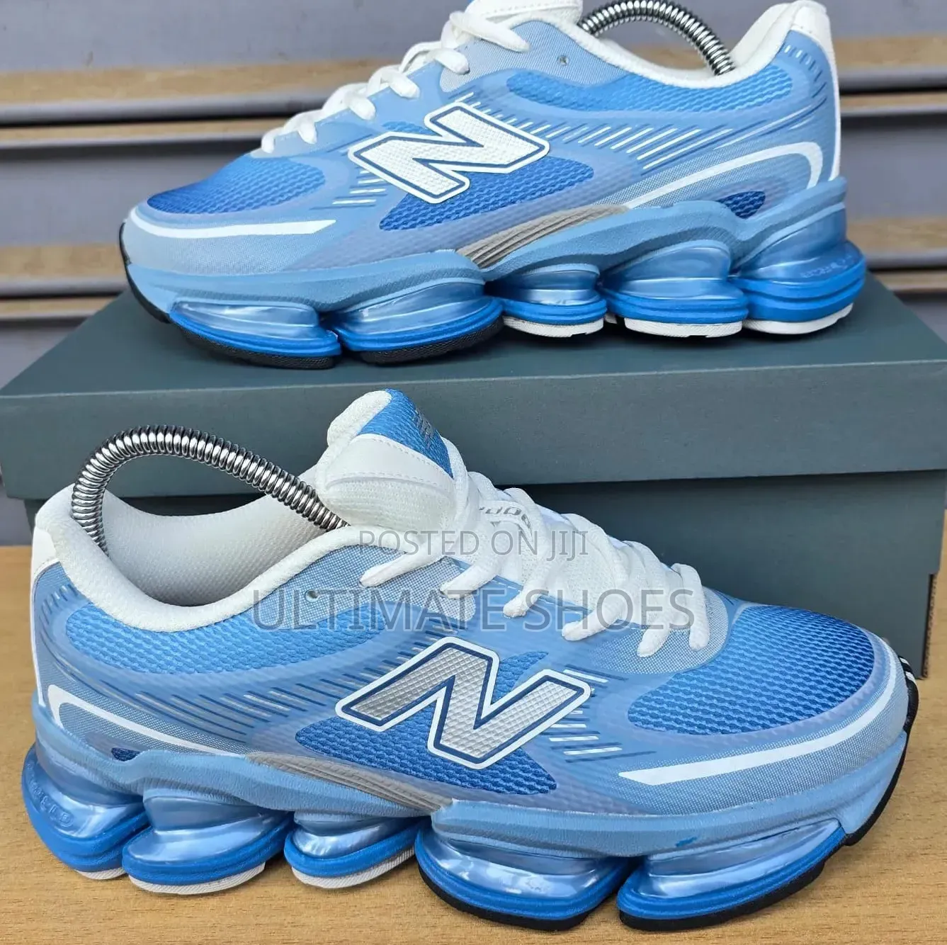 New Balance 2000