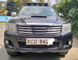 Toyota Hilux 2012 Black