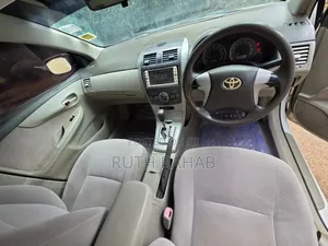Toyota Axio 2010 White