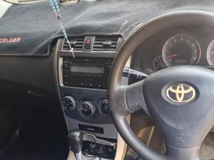 Toyota Corolla Fielder 2009 Silver