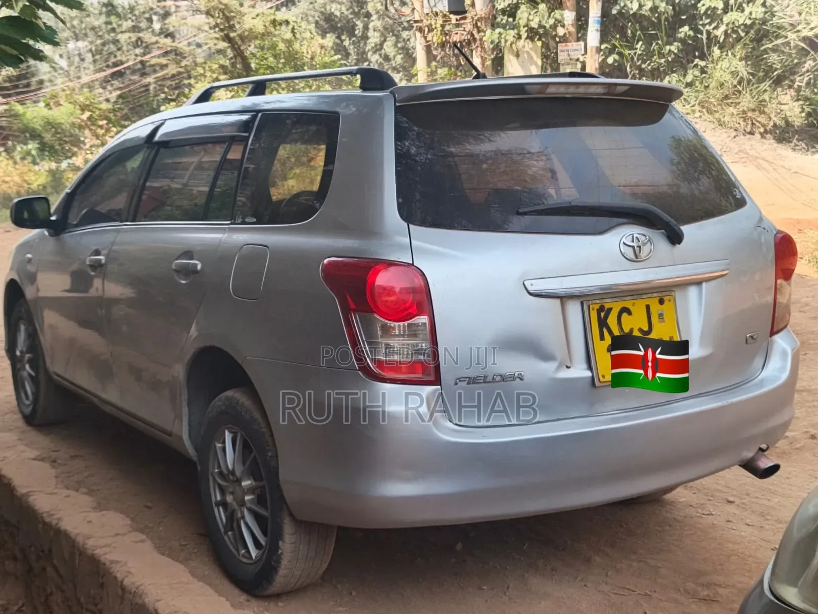Toyota Corolla Fielder 2009 Silver