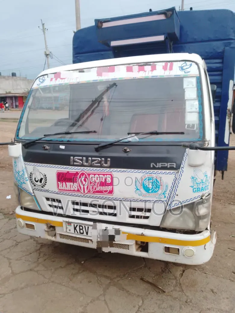 ISUZU 4.3 NPR KBV White and Blue