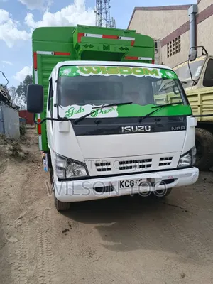 NPR Isuzu 4.3 KCG White N Green