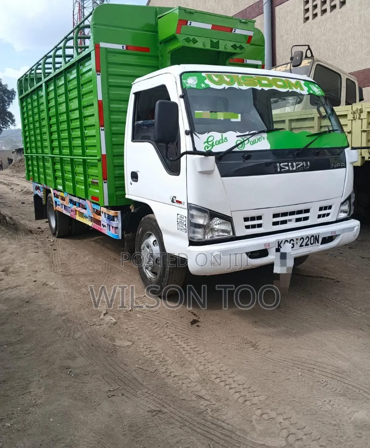 NPR Isuzu 4.3 KCG White N Green