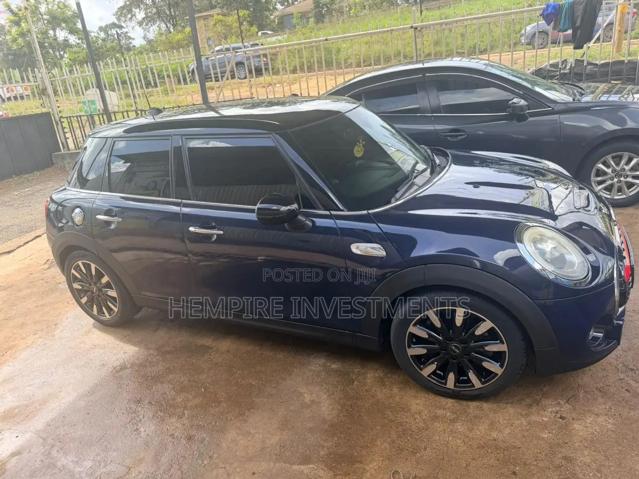 Mini Cooper 2018 Blue
