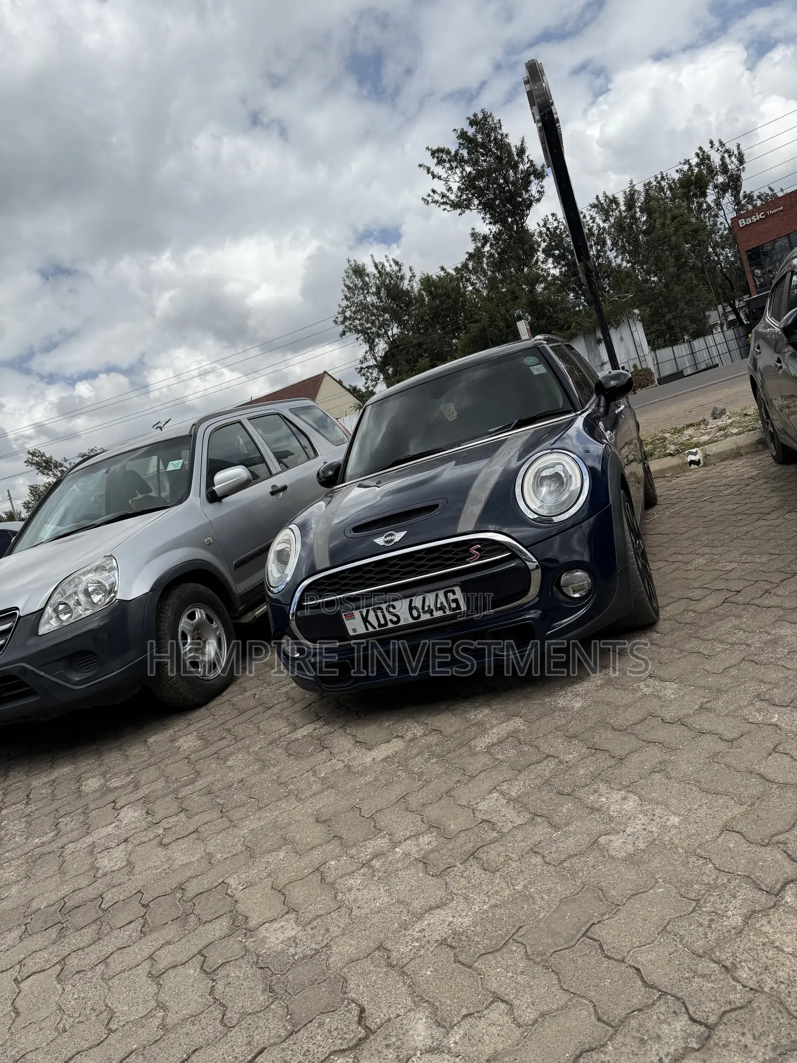 Mini Cooper 2018 Blue