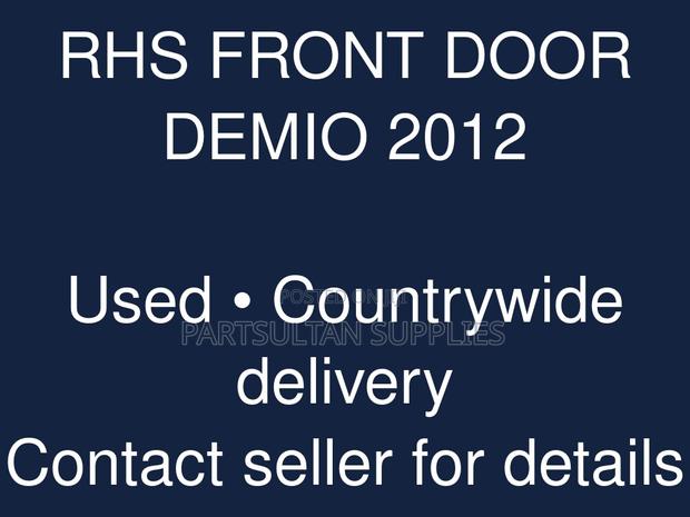 RHS Front Door Demio 2012 - thumbnail 2
