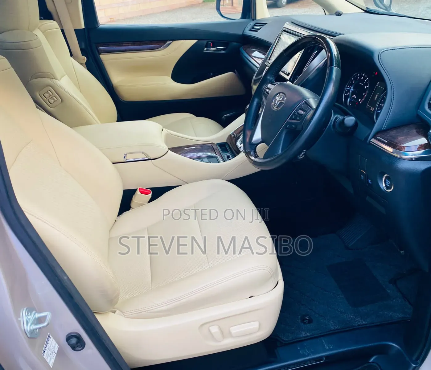 Toyota Alphard 2.5 Petrol FWD 2019 Silver