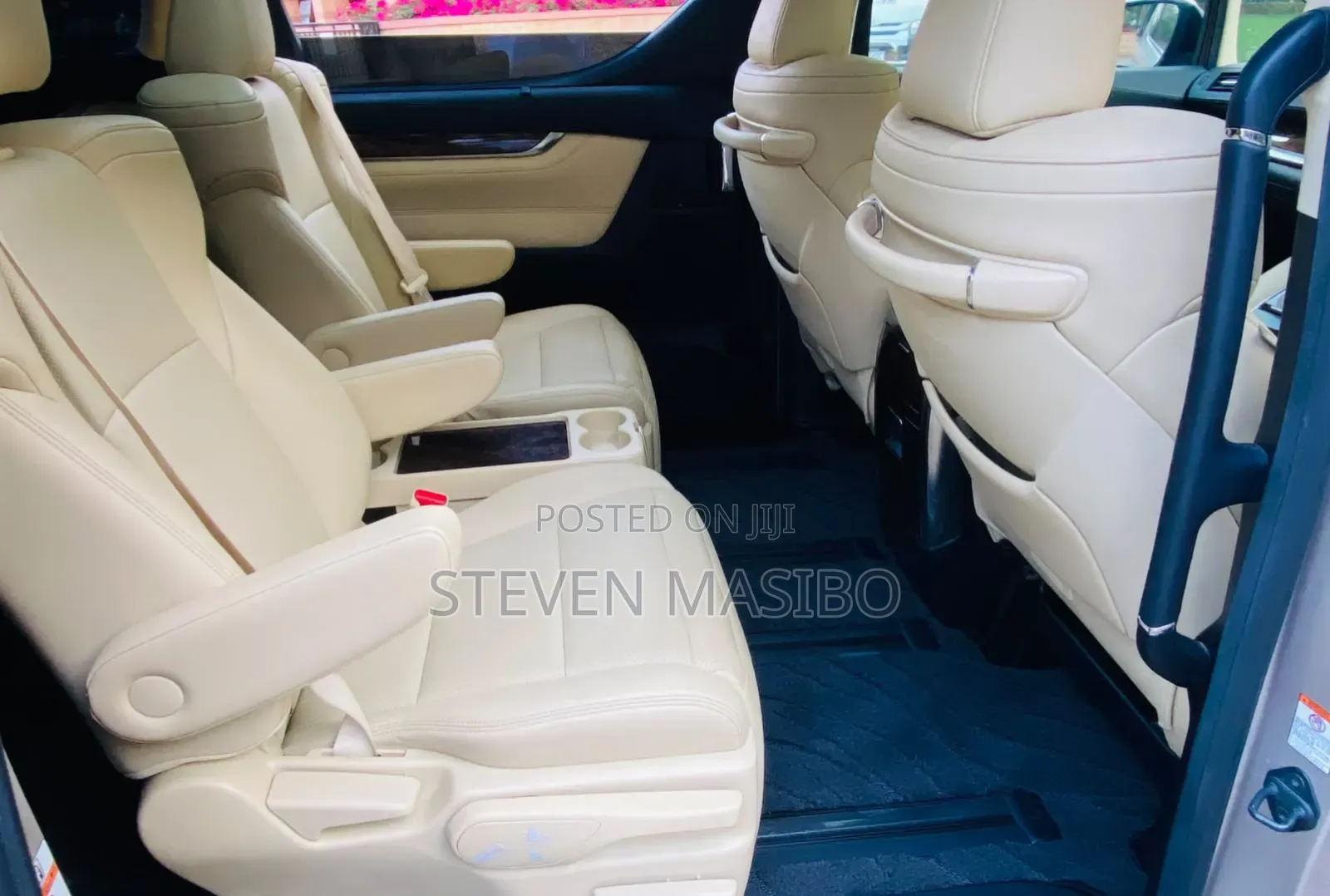 Toyota Alphard 2.5 Petrol FWD 2019 Silver