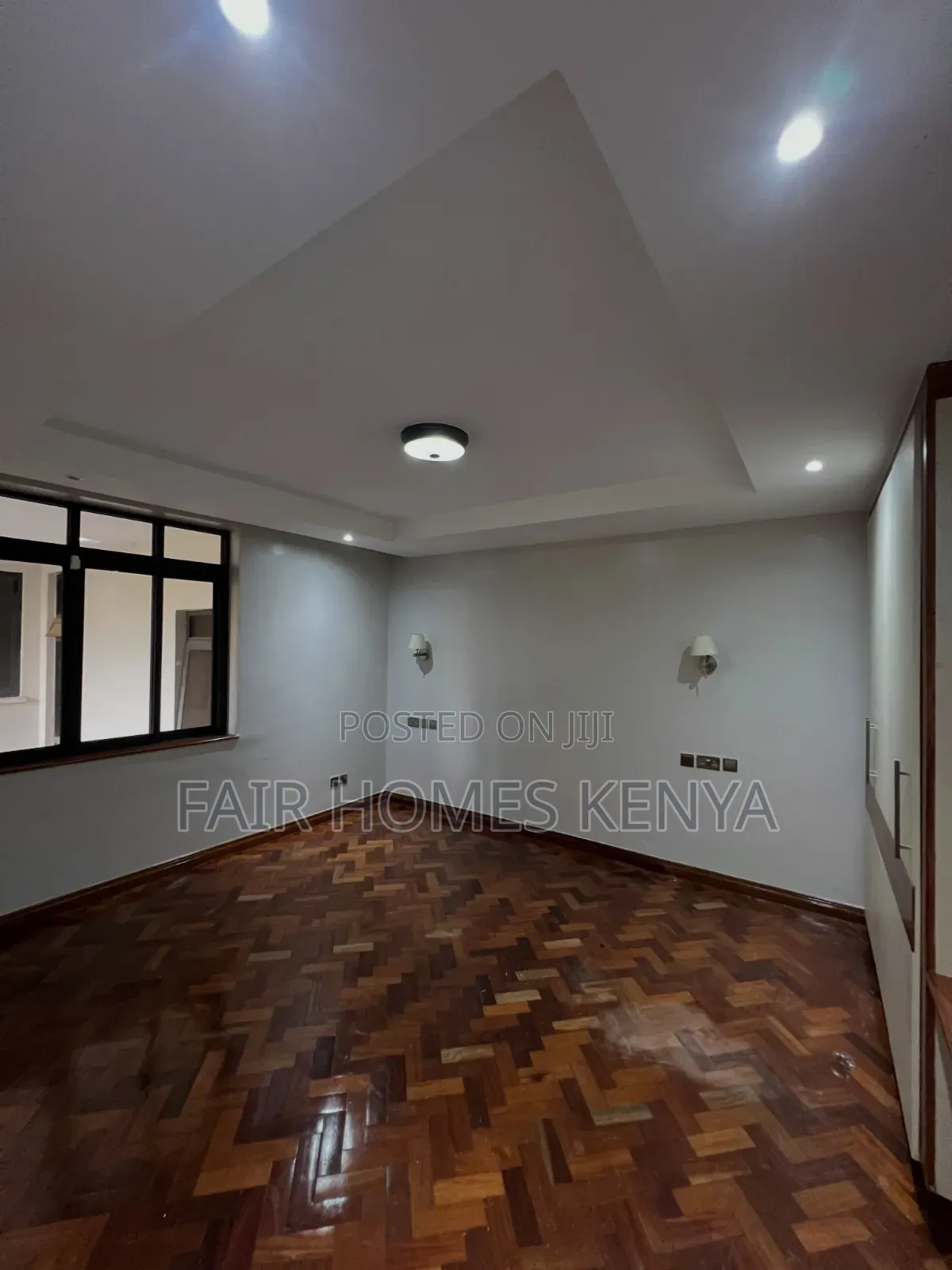 4bdrm Duplex in Riverside Drive for rent