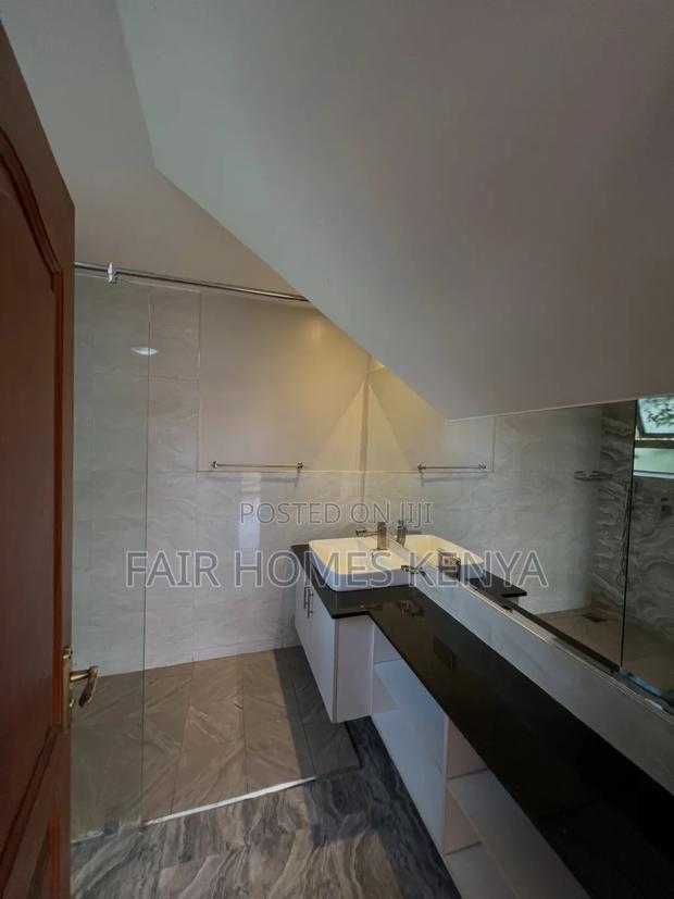 4bdrm Duplex in Riverside Drive for rent - thumbnail 6