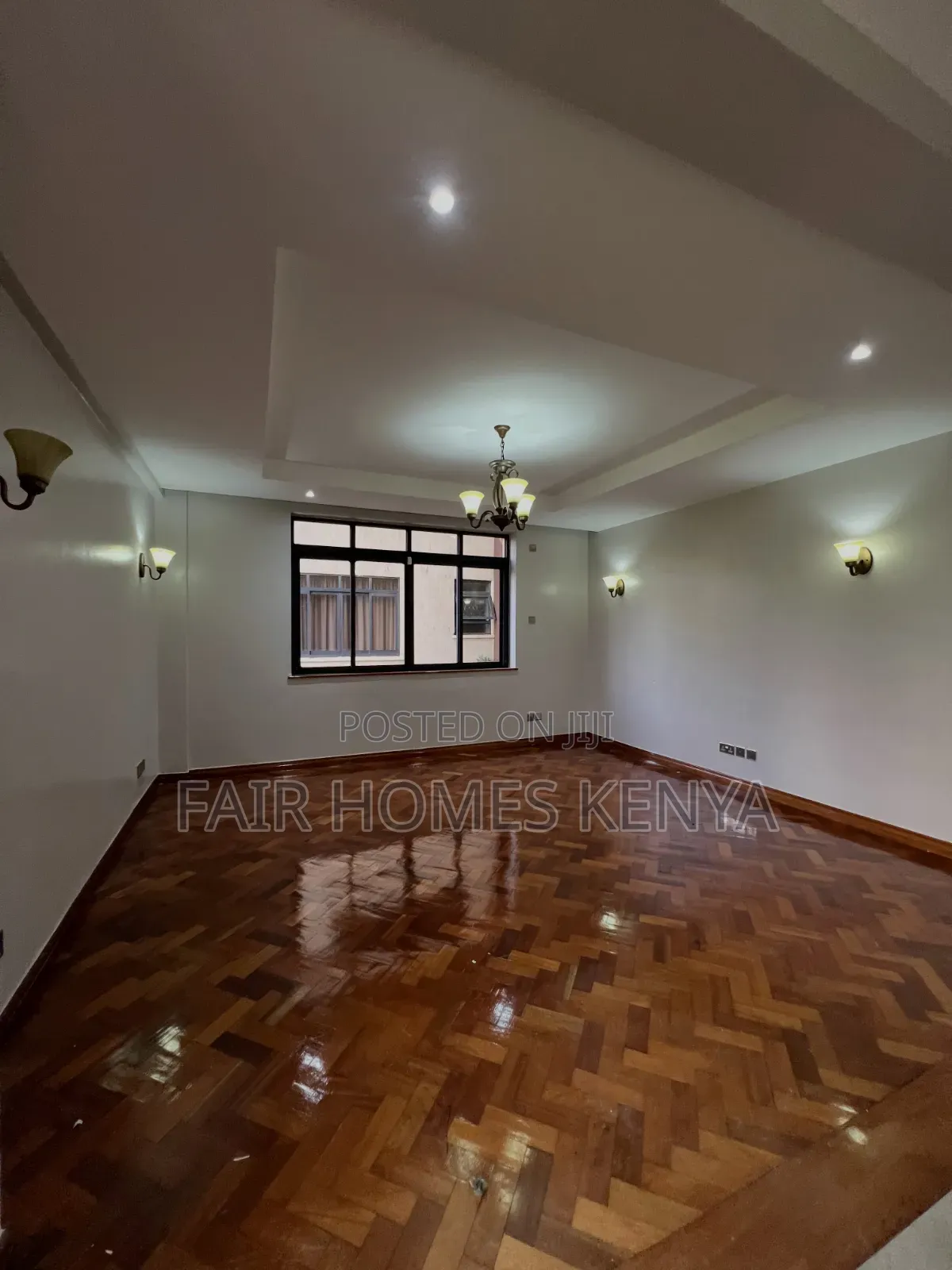 4bdrm Duplex in Riverside Drive for rent