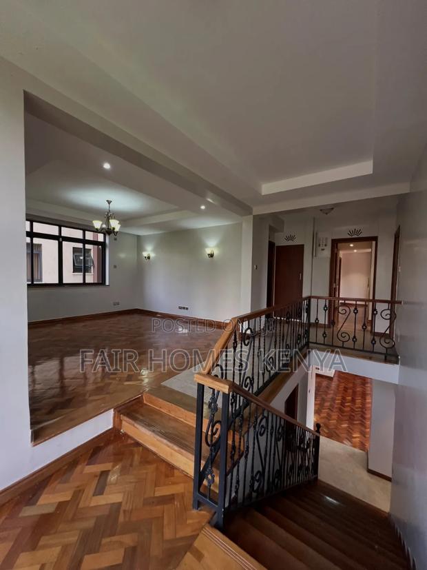 4bdrm Duplex in Riverside Drive for rent - thumbnail 14